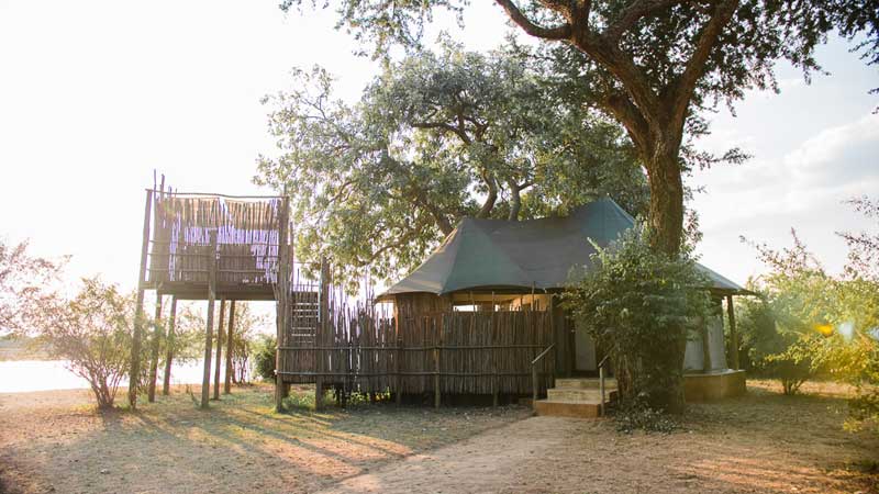 Three Rivers Camp - South Luangwa Zambia
